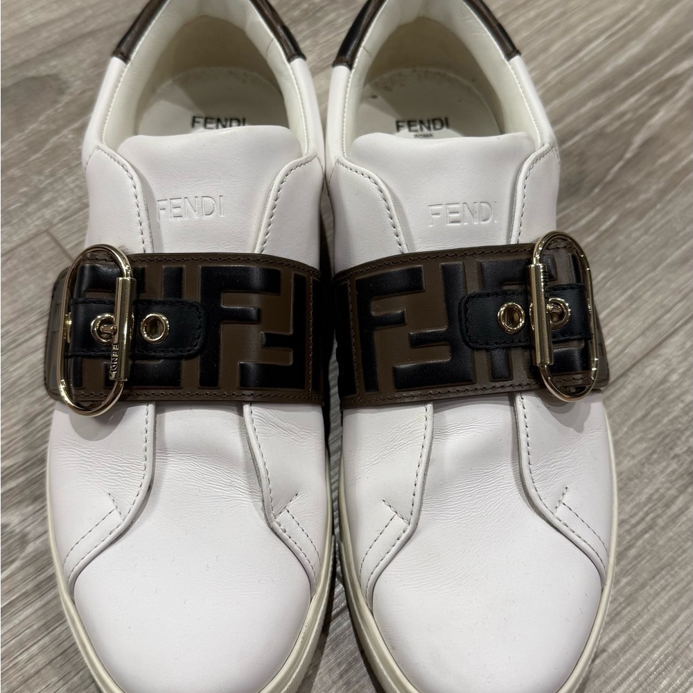 ✨ Authentic Fendi Women’s FF Motif White Leather Sneakers – Size 38.5 ✨